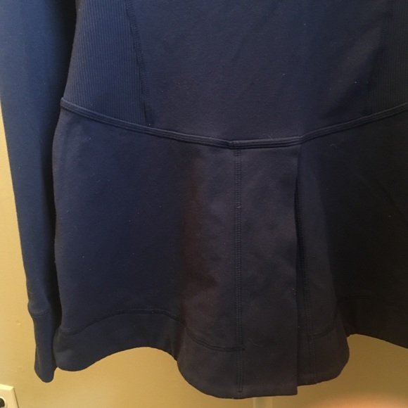 Lululemon double zip sweater - Picture 9 of 9